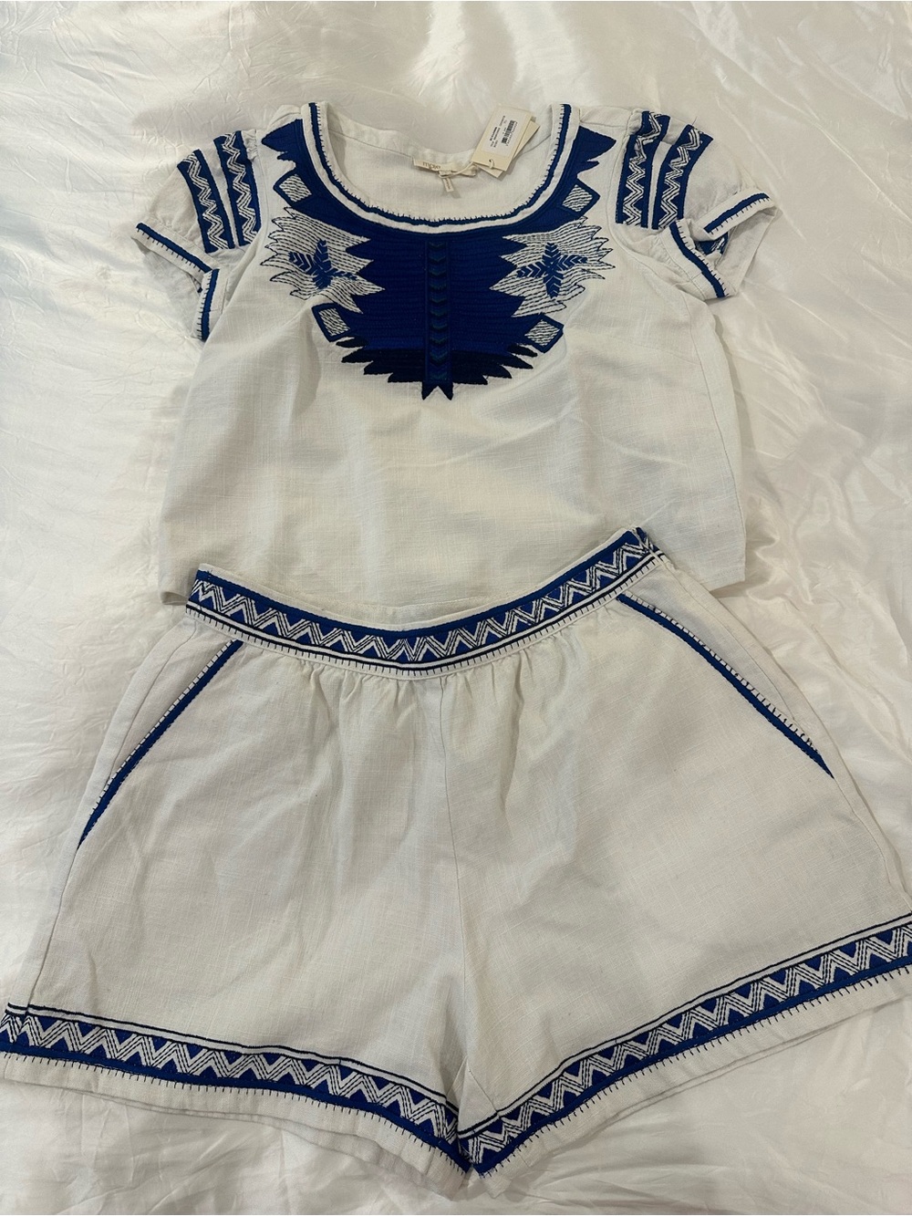 Maje NWT white cotton set with Blue Embroidery and Trim